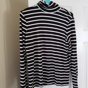 H&M black&white striped long-sleeve turtleneck